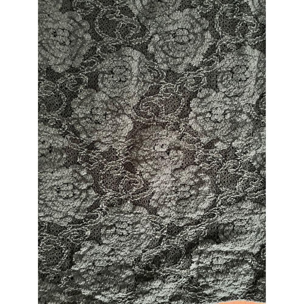 NWT Maeve Anthropologie Gray Lace Rosette Pencil Skirt Size Large - Picture 7 of 7